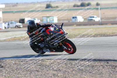 media/Feb-05-2023-Classic Track Day (Sun) [[c35aca4a42]]/Group 2/session 4 turn 4/